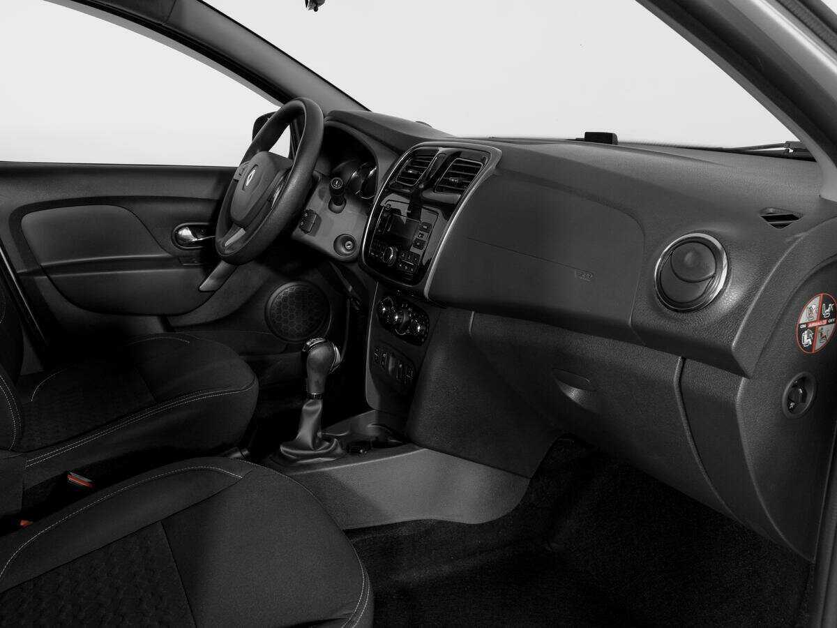 Купить Renault Logan, 2017, 80 848 км, фото №9