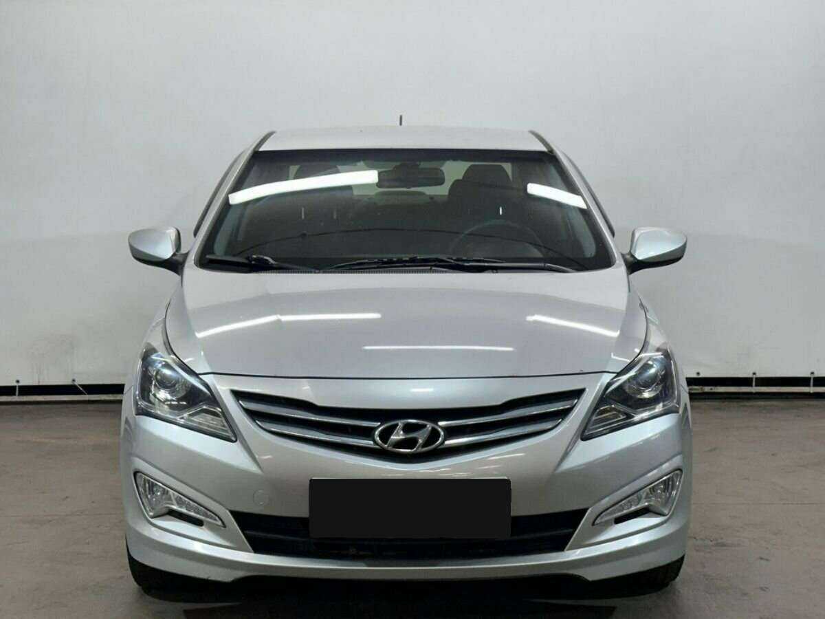Купить Hyundai Solaris, 2015, 98 464 км, фото №2
