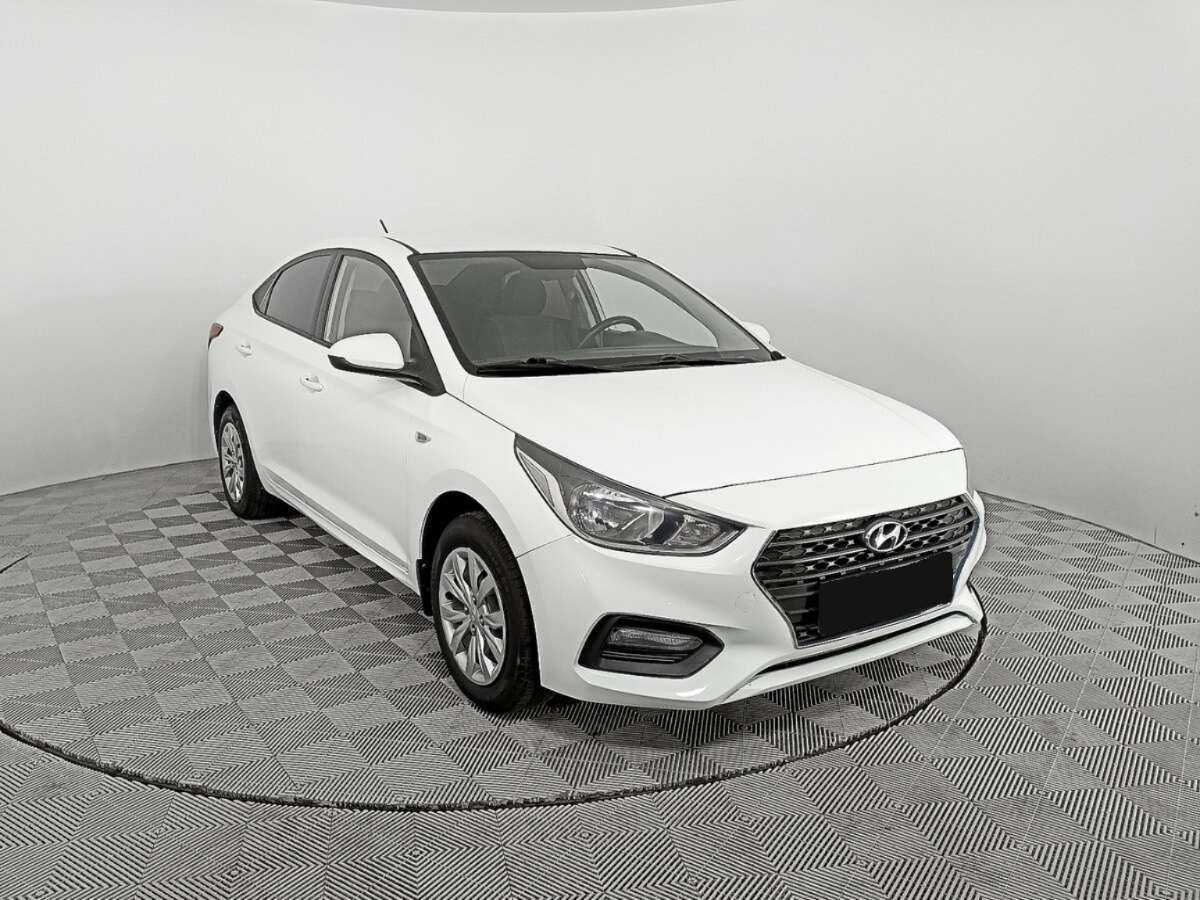 Купить Hyundai Solaris, 2019, 139 221 км, фото №3
