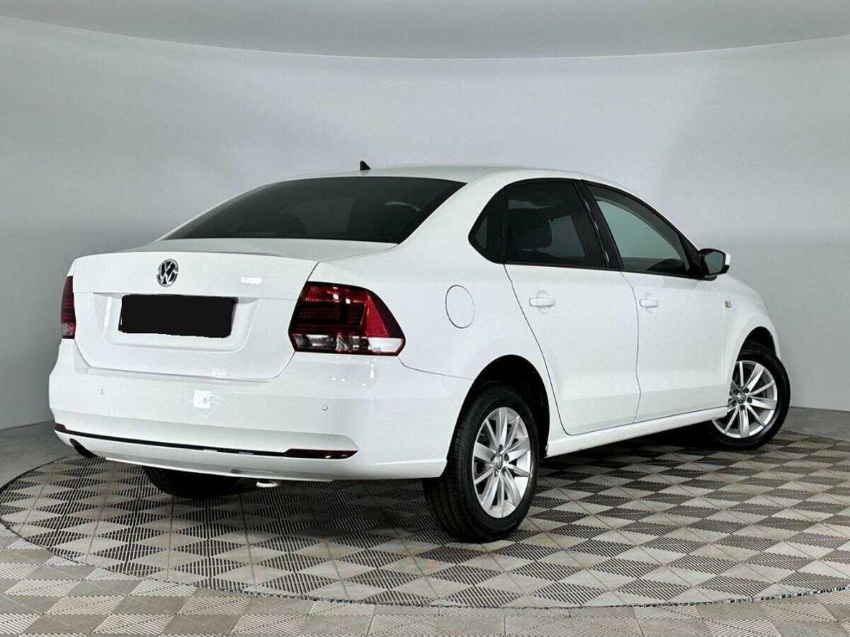 Купить Volkswagen Polo, 2016, 120 441 км, фото №2
