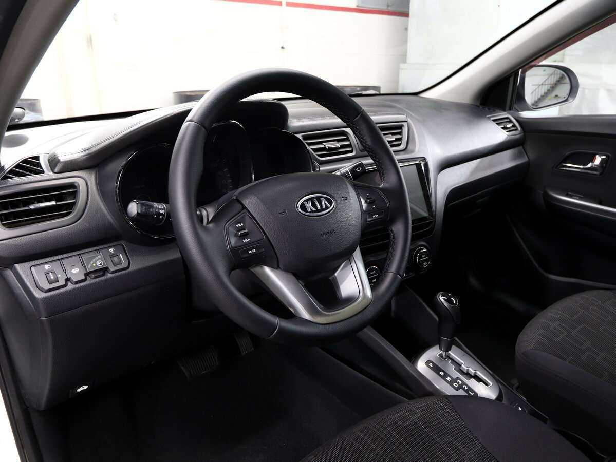 Купить Kia Rio 4-speed, 2012, 379 368 км, фото №7