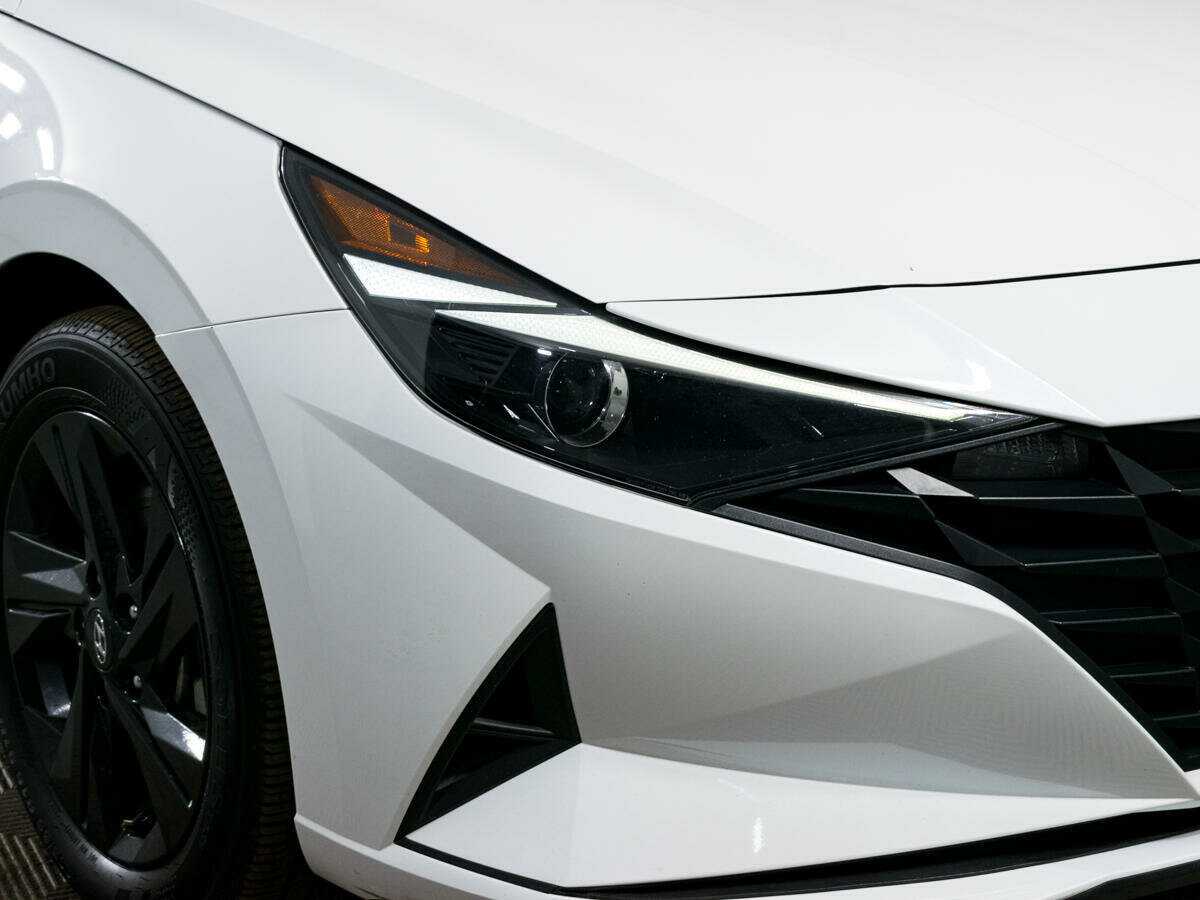 Купить Hyundai Elantra, 2021, 43 735 км, фото №18