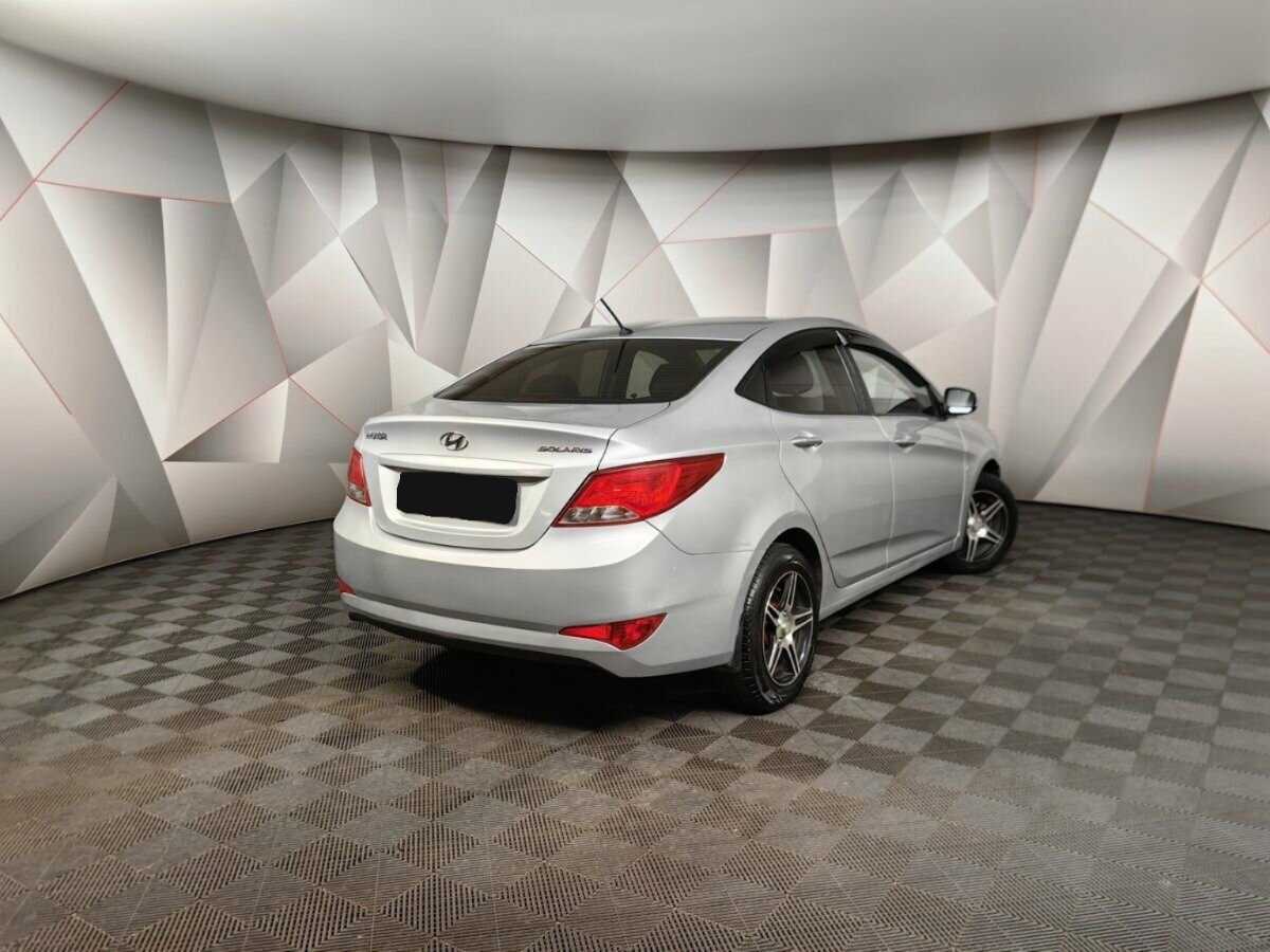 Купить Hyundai Solaris, 2015, 137 375 км, фото №2