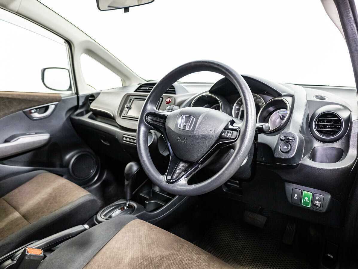 Купить Honda Fit Shuttle, 2013, 144 645 км, фото №11