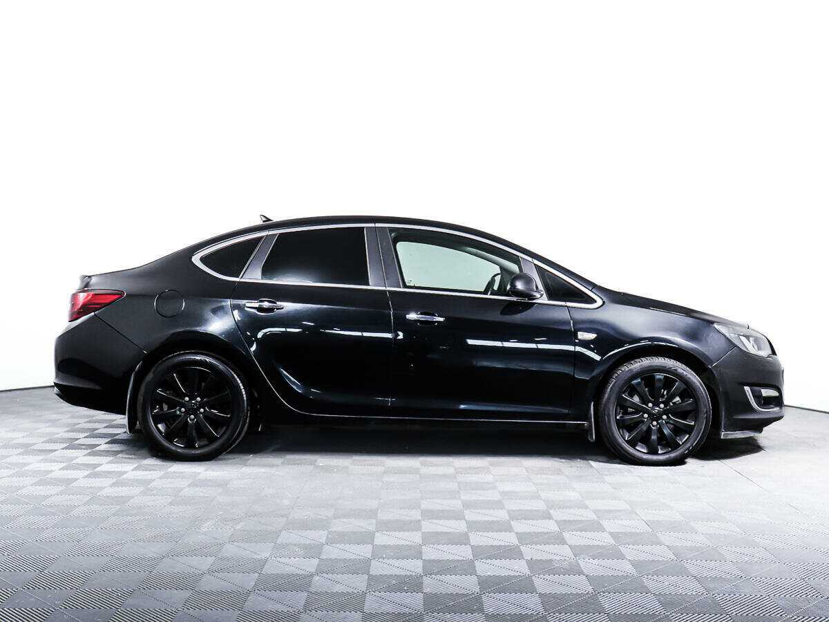 Купить Opel Astra, 2013, 167 050 км, фото №3