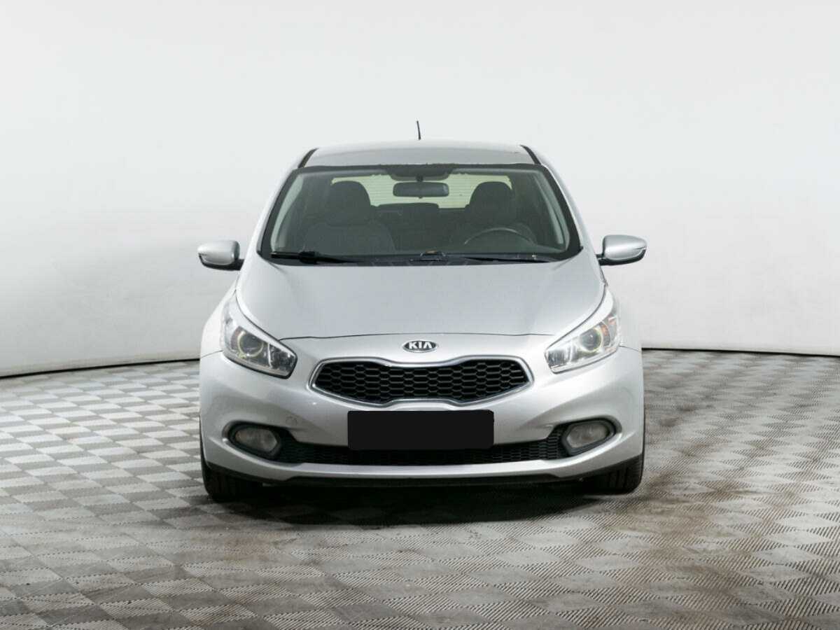 Купить Kia Ceed, 2012, 190 408 км, фото №2