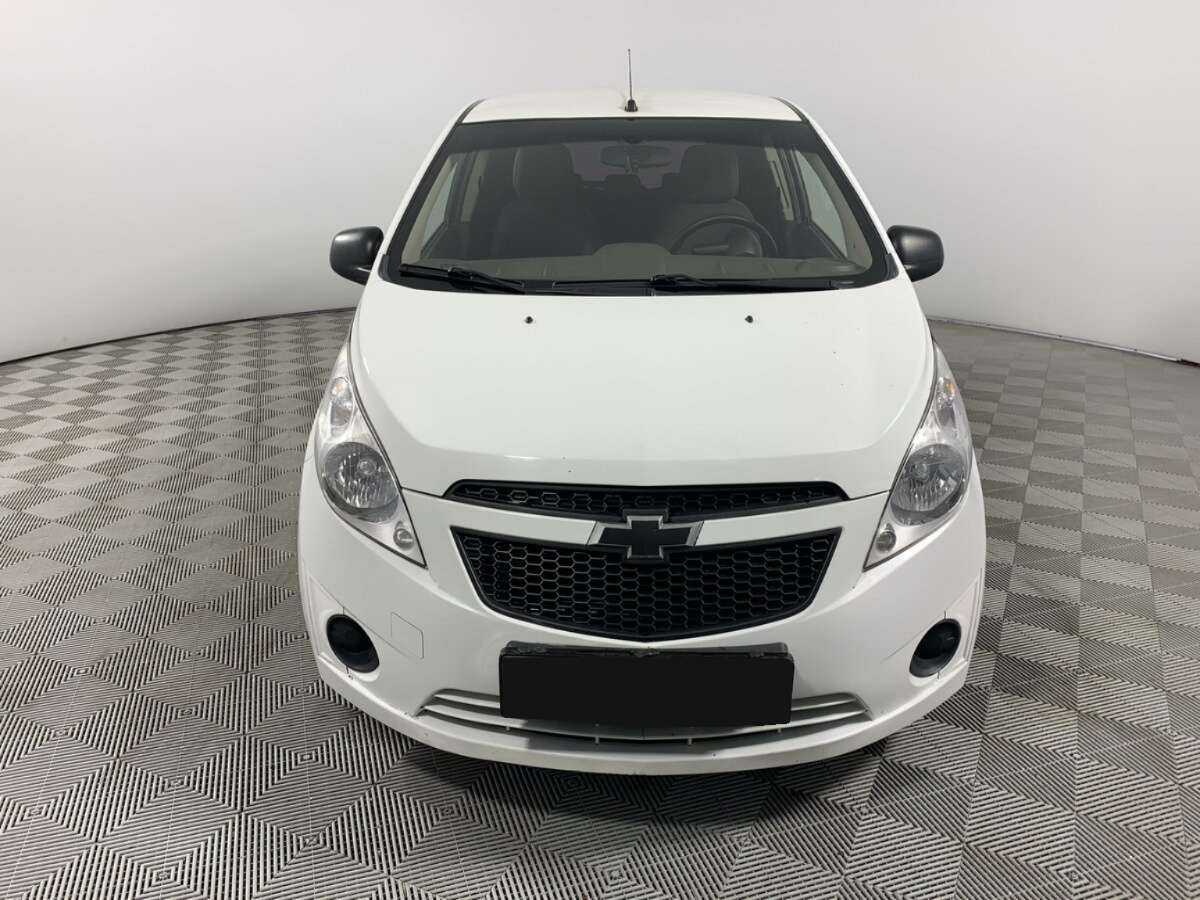 Купить Chevrolet Spark, 2013, 30 132 км, фото №2