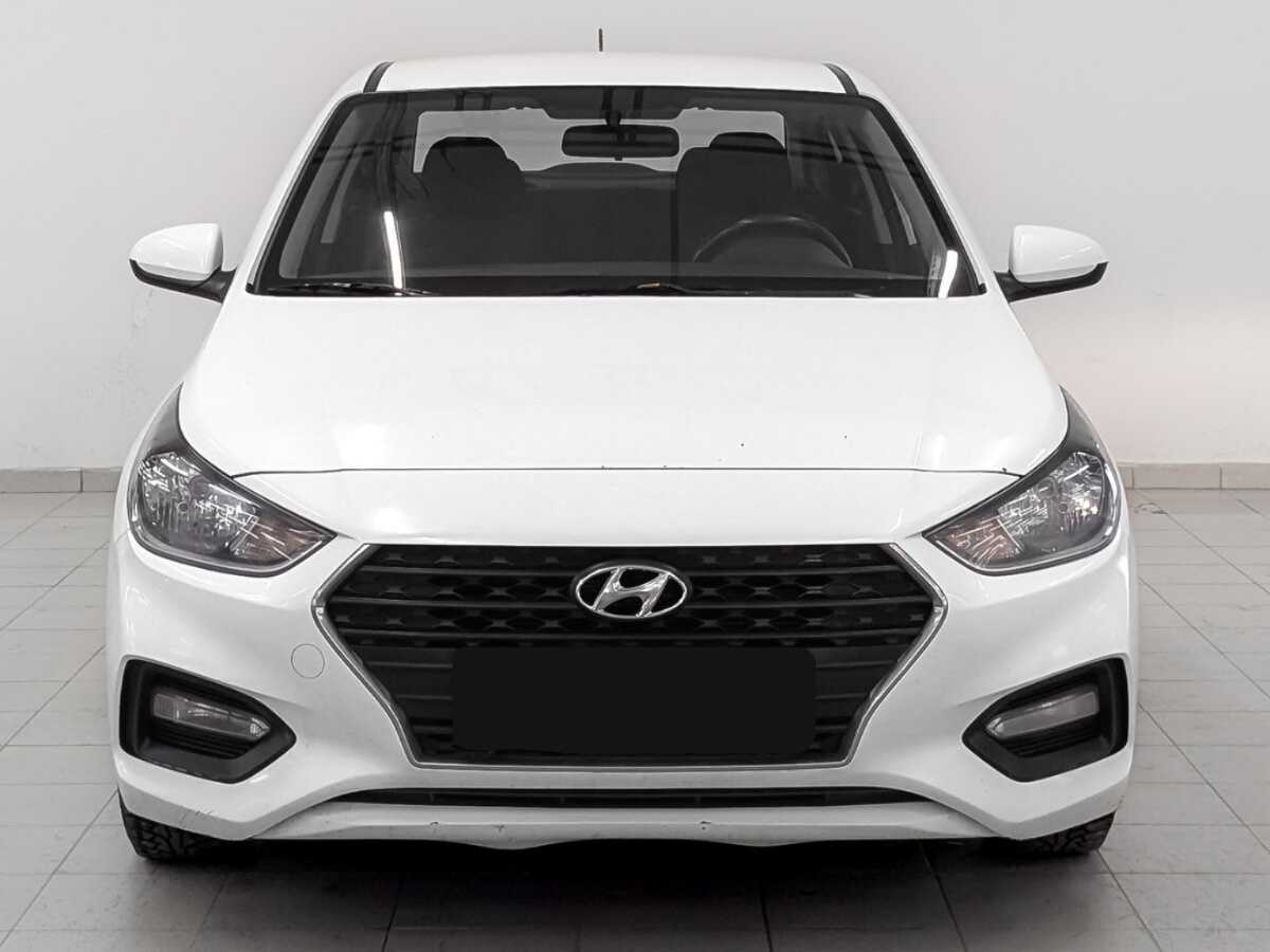 Купить Hyundai Solaris, 2019, 130 000 км, фото №2
