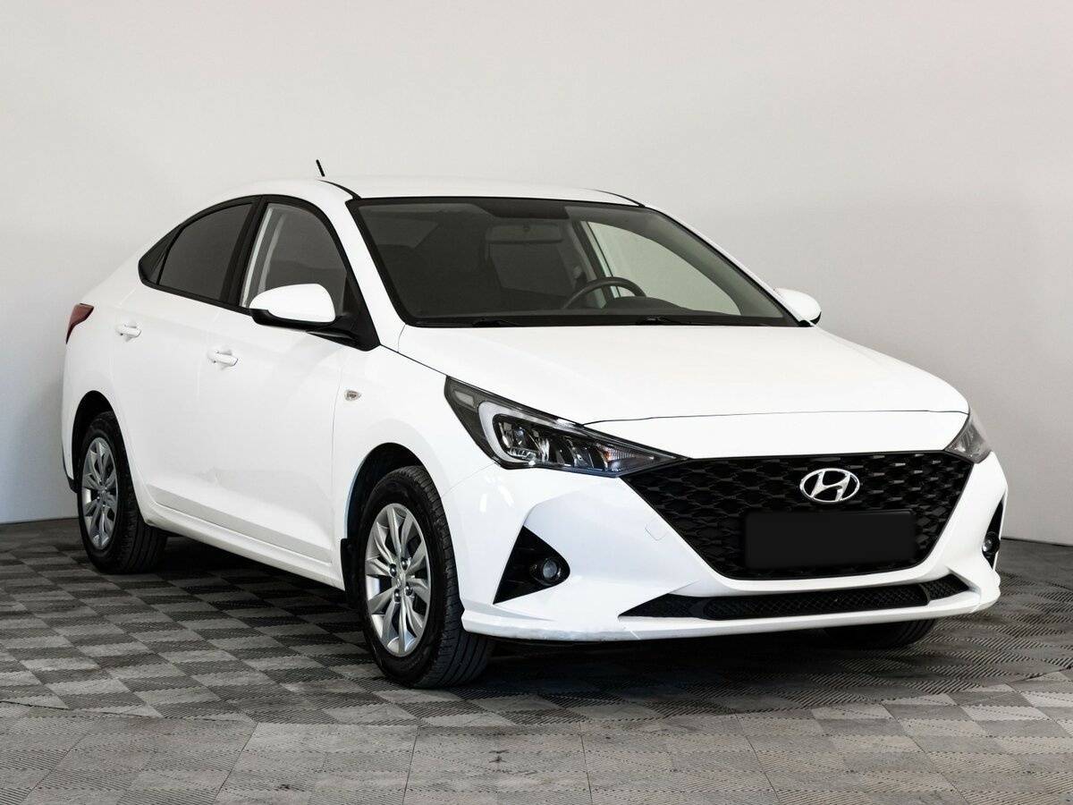 Купить Hyundai Solaris, 2021, 83 172 км, фото №3