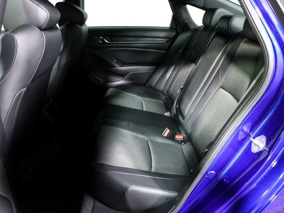 Купить Honda Accord, 2022, 10 620 км, фото №7