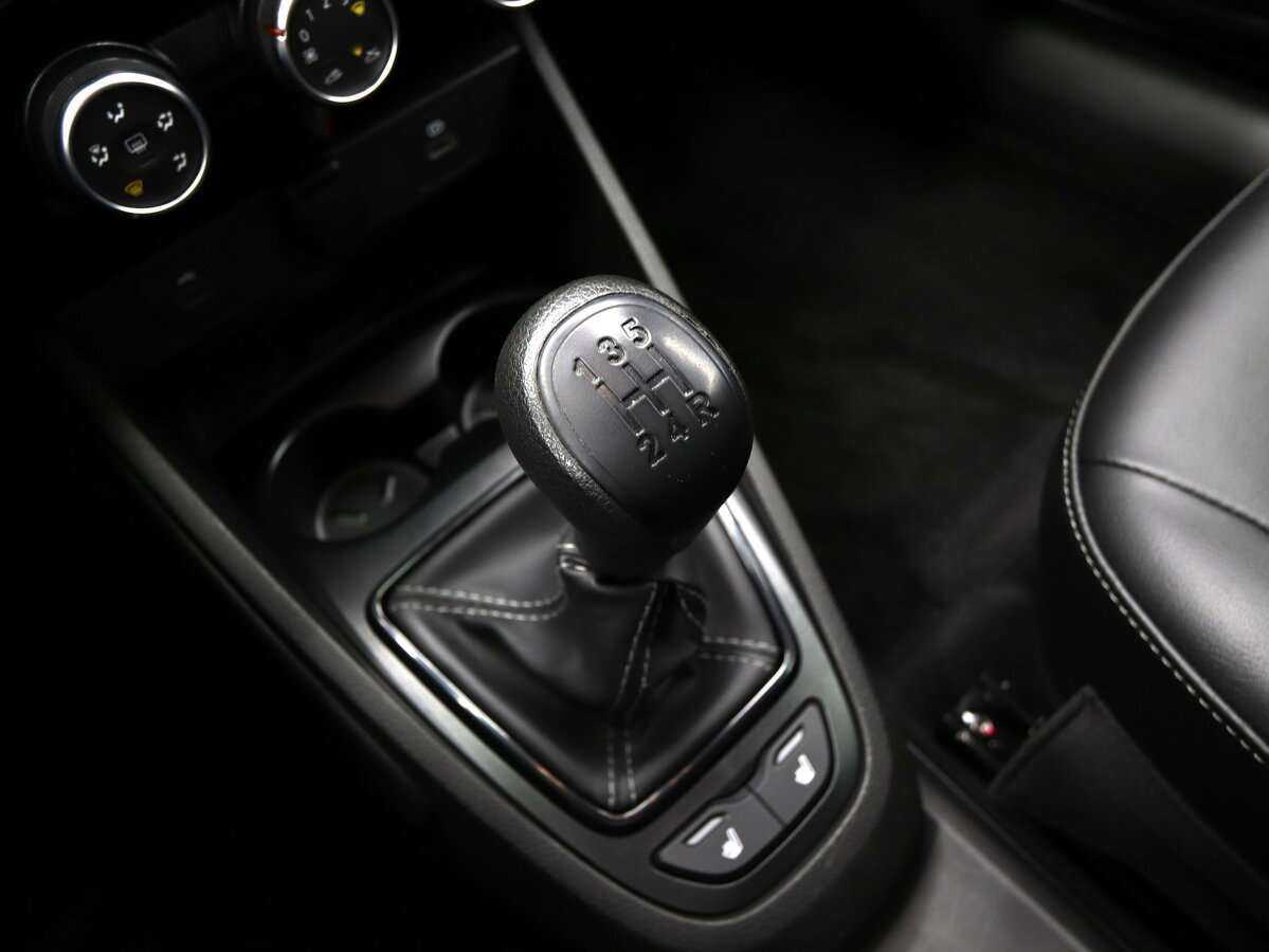 Купить Lada (ВАЗ) Vesta Cross, 2023, 5 300 км, фото №18