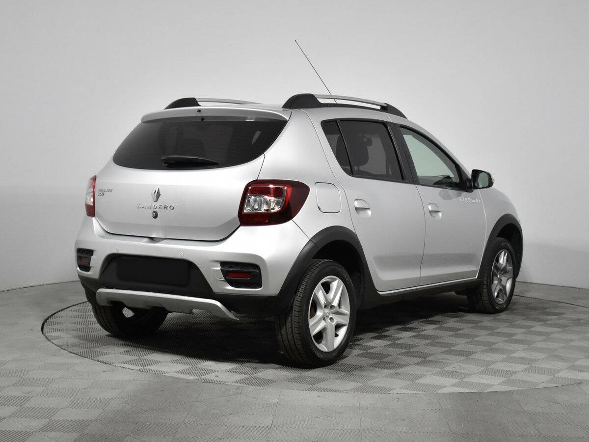 Купить Renault Sandero Stepway, 2017, 127 367 км, фото №3