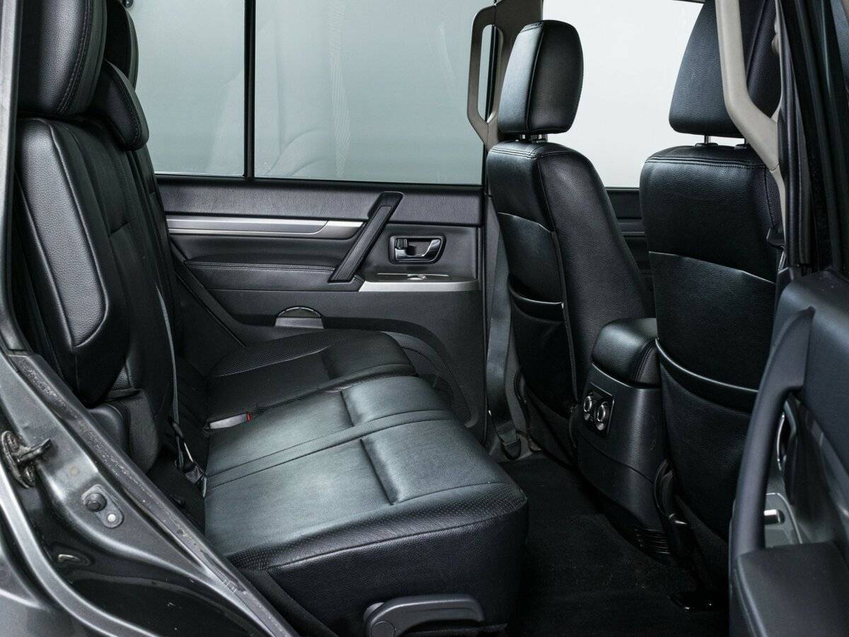 Купить Mitsubishi Pajero, 2013, 359 965 км, фото №12