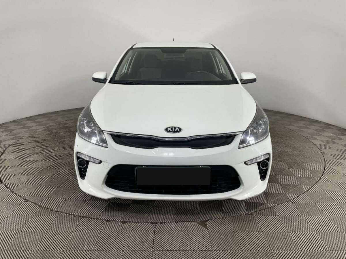 Купить Kia Rio, 2018, 65 741 км, фото №2