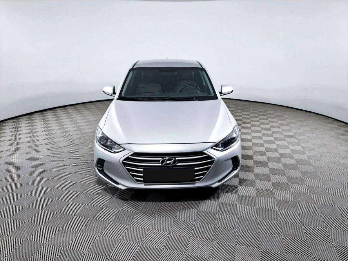 Купить Hyundai Elantra, 2017, 133 552 км, фото №2