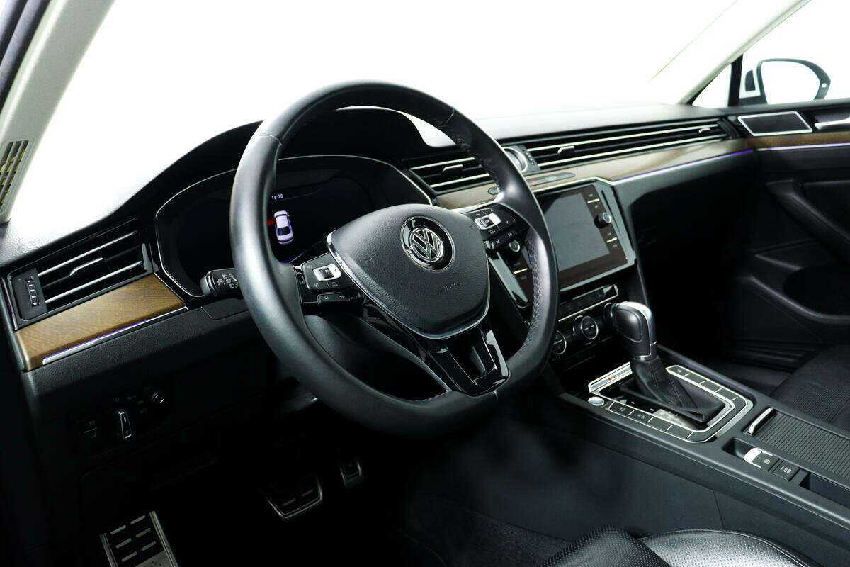 Купить Volkswagen Passat DSG7, 2018, 51 460 км, фото №12
