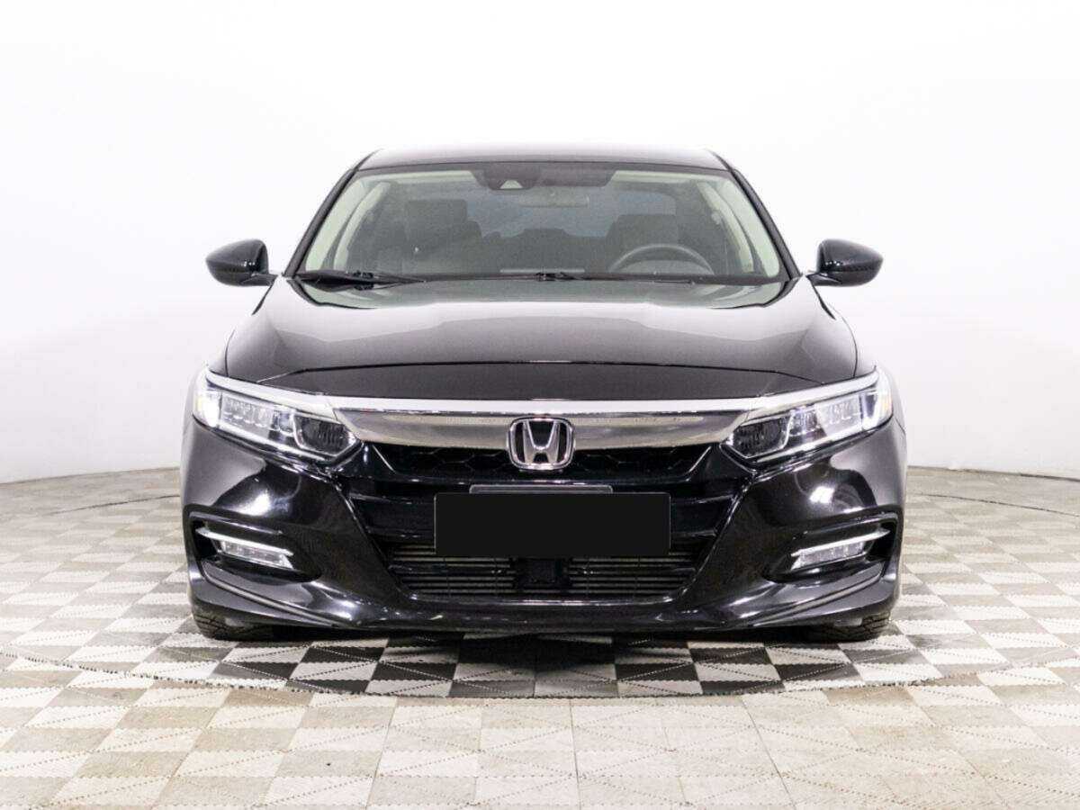 Купить Honda Accord, 2018, 71 110 км, фото №2