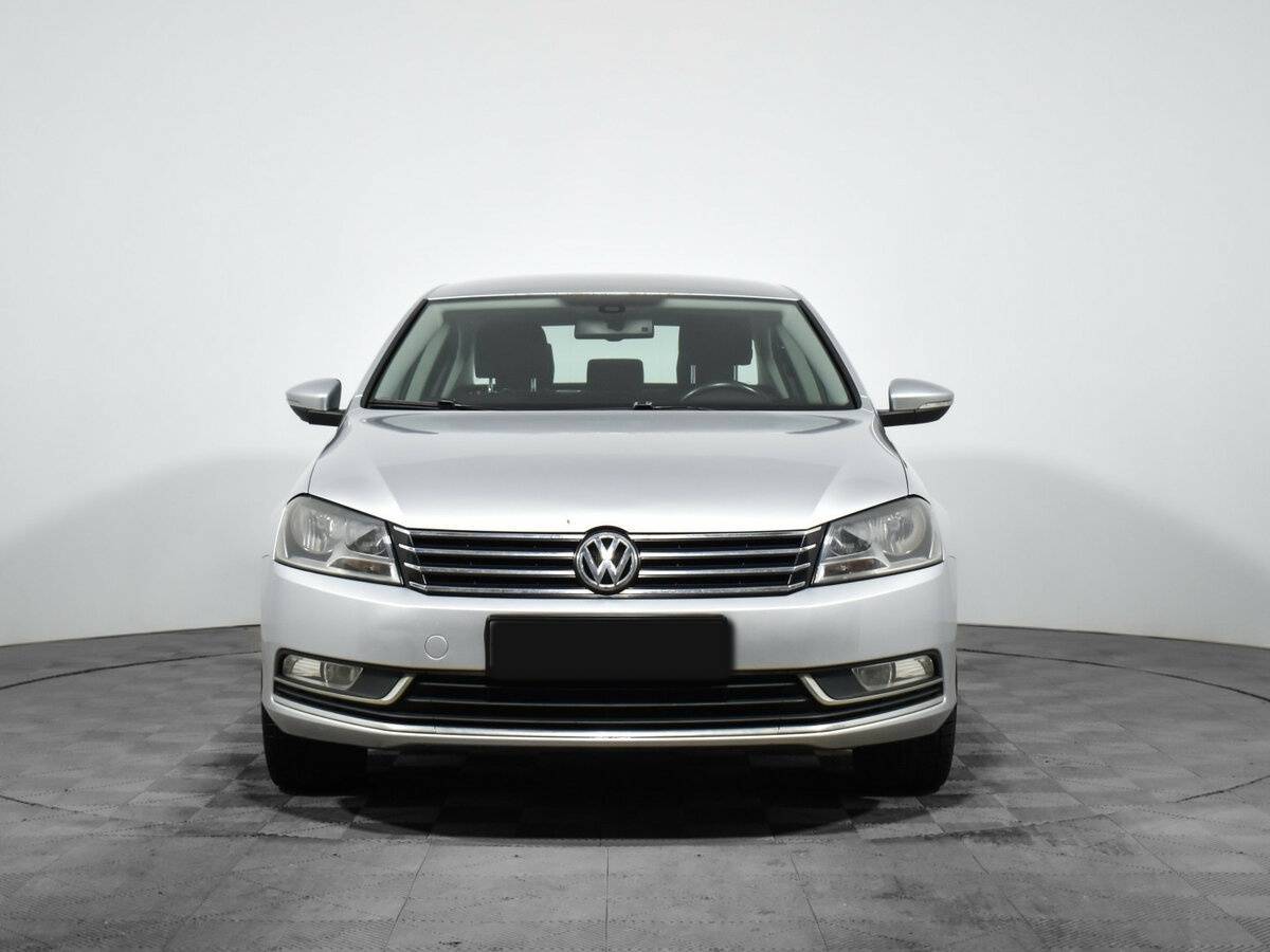 Купить Volkswagen Passat, 2012, 118 702 км, фото №2