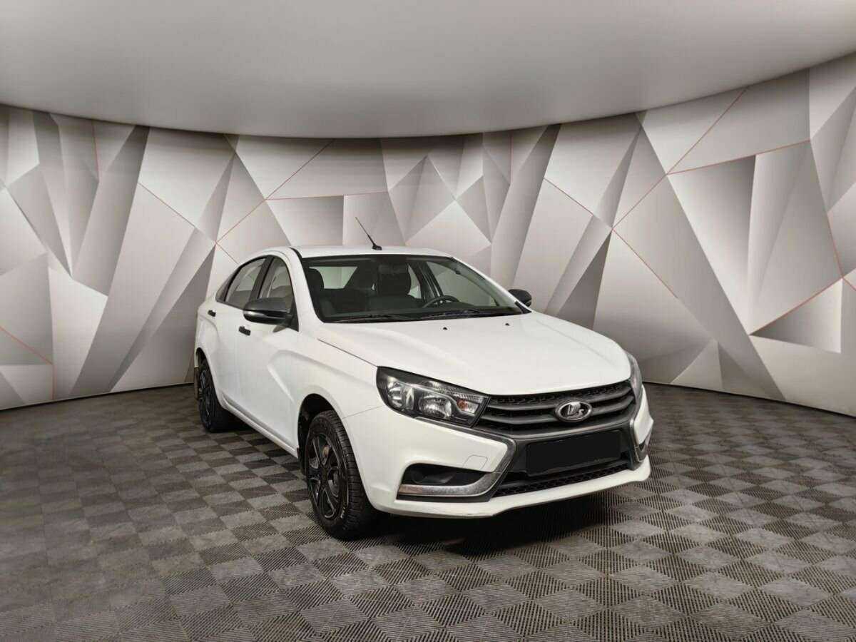 Купить Lada (ВАЗ) Vesta, 2018, 131 044 км, фото №3