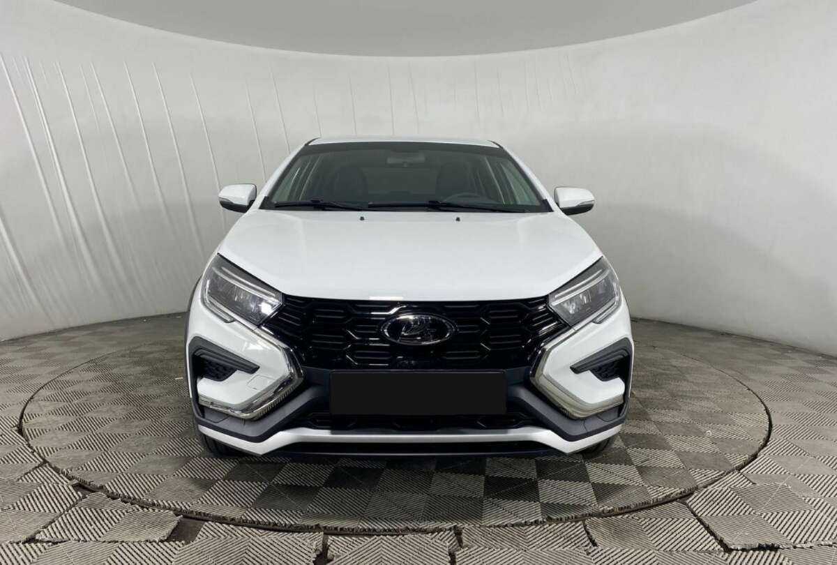 Купить Lada (ВАЗ) Vesta, 2023, 2 500 км, фото №2