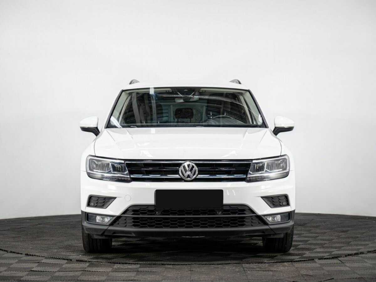 Купить Volkswagen Tiguan, 2018, 120 199 км, фото №2