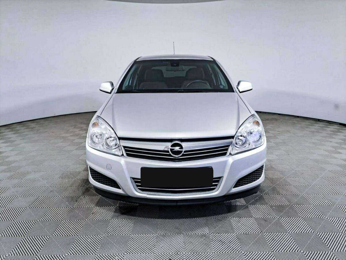 Купить Opel Astra, 2013, 185 500 км, фото №2