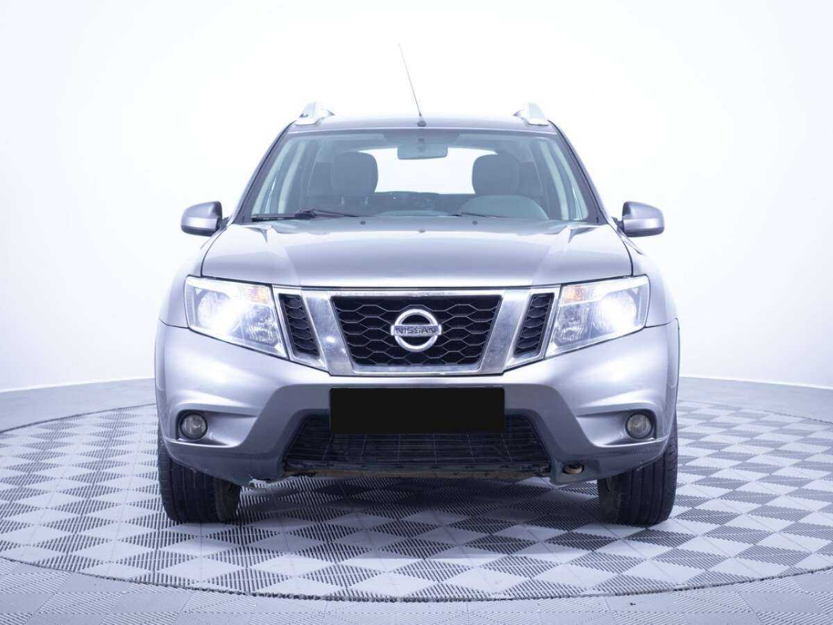 Купить Nissan Terrano, 2015, 88 135 км, фото №2