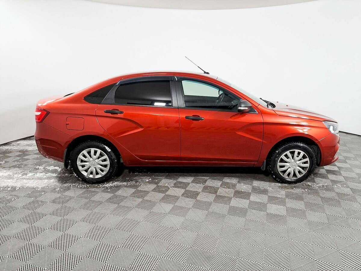 Купить Lada (ВАЗ) Vesta, 2016, 60 500 км, фото №4