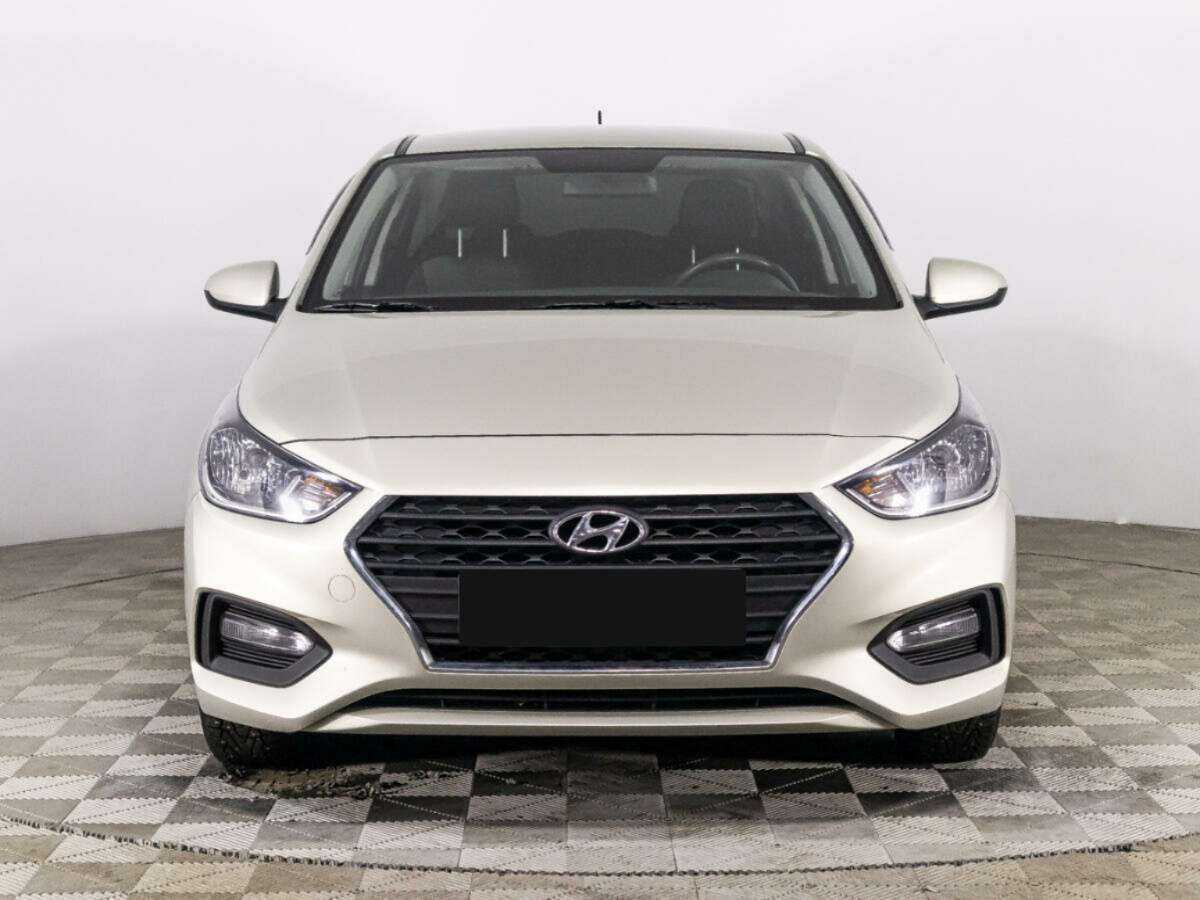 Купить Hyundai Solaris, 2019, 68 000 км, фото №2