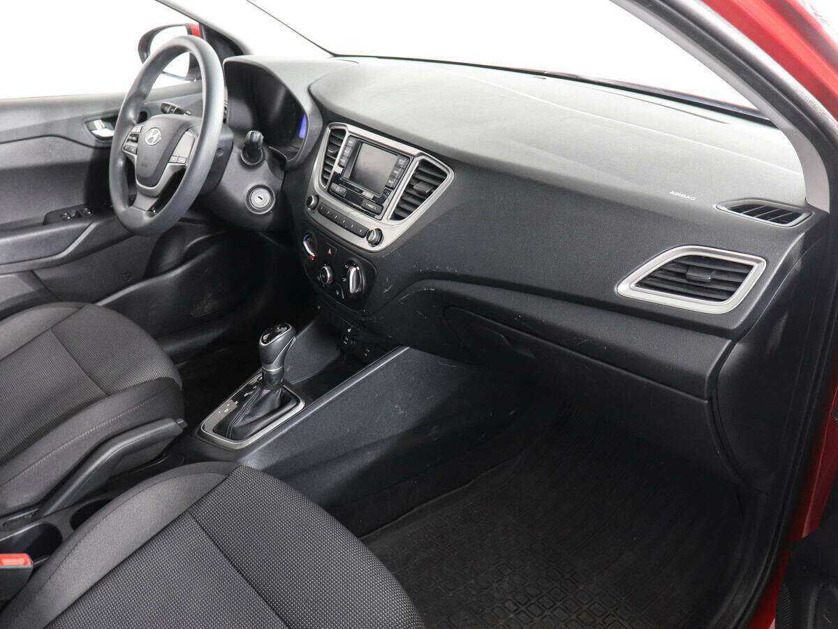 Купить Hyundai Solaris, 2021, 72 052 км, фото №9