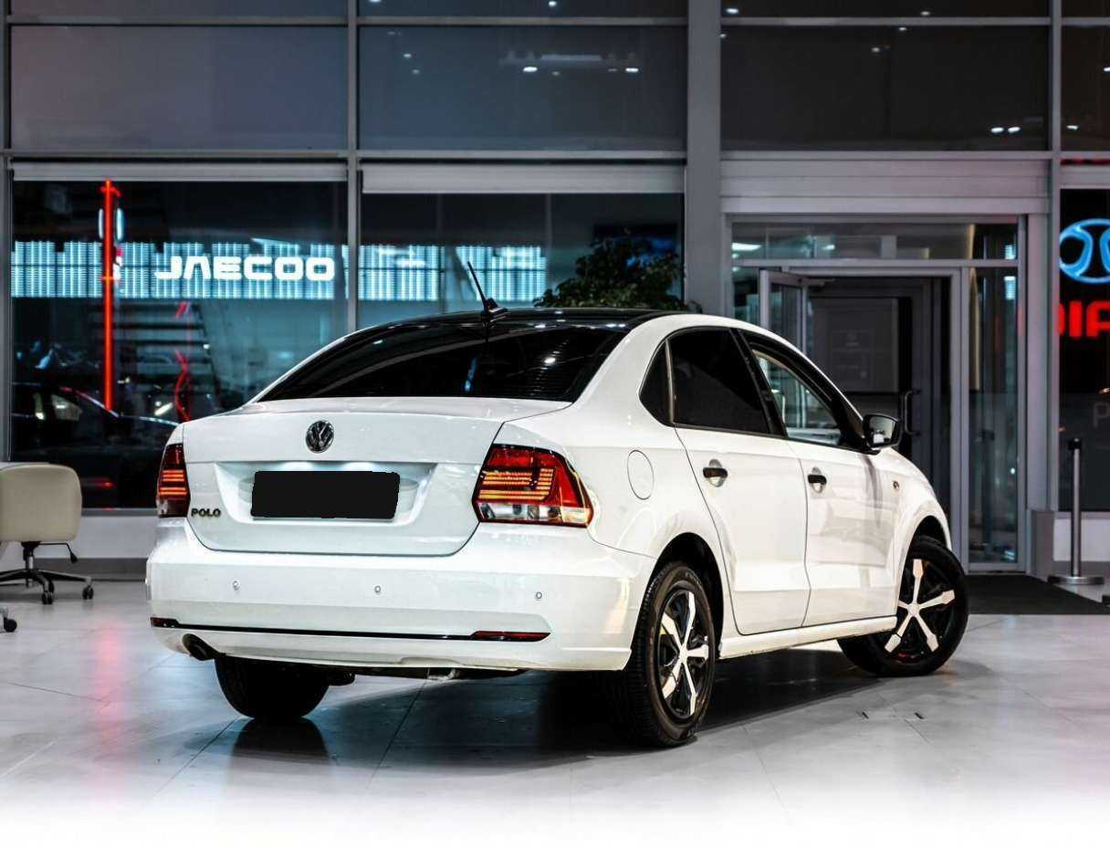 Купить Volkswagen Polo, 2017, 89 386 км, фото №3