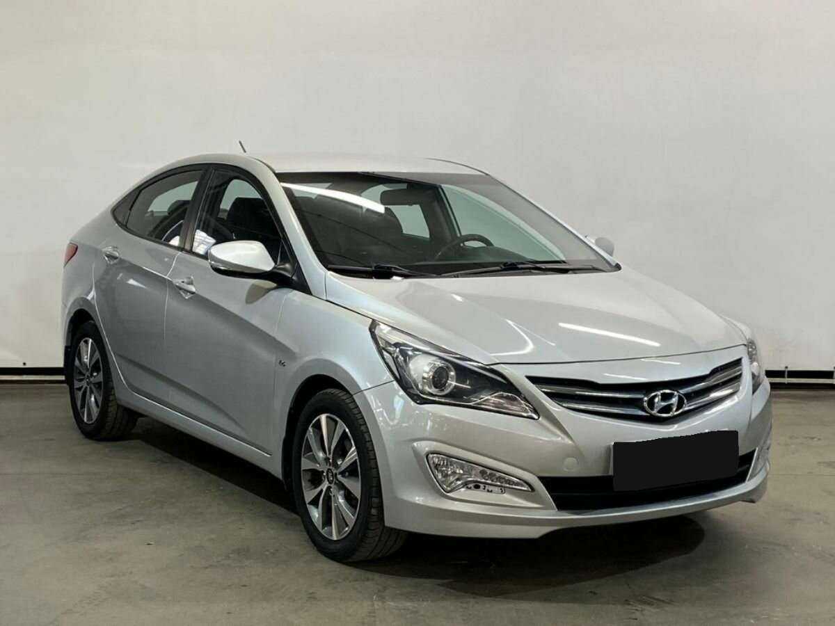 Купить Hyundai Solaris, 2015, 108 260 км, фото №3