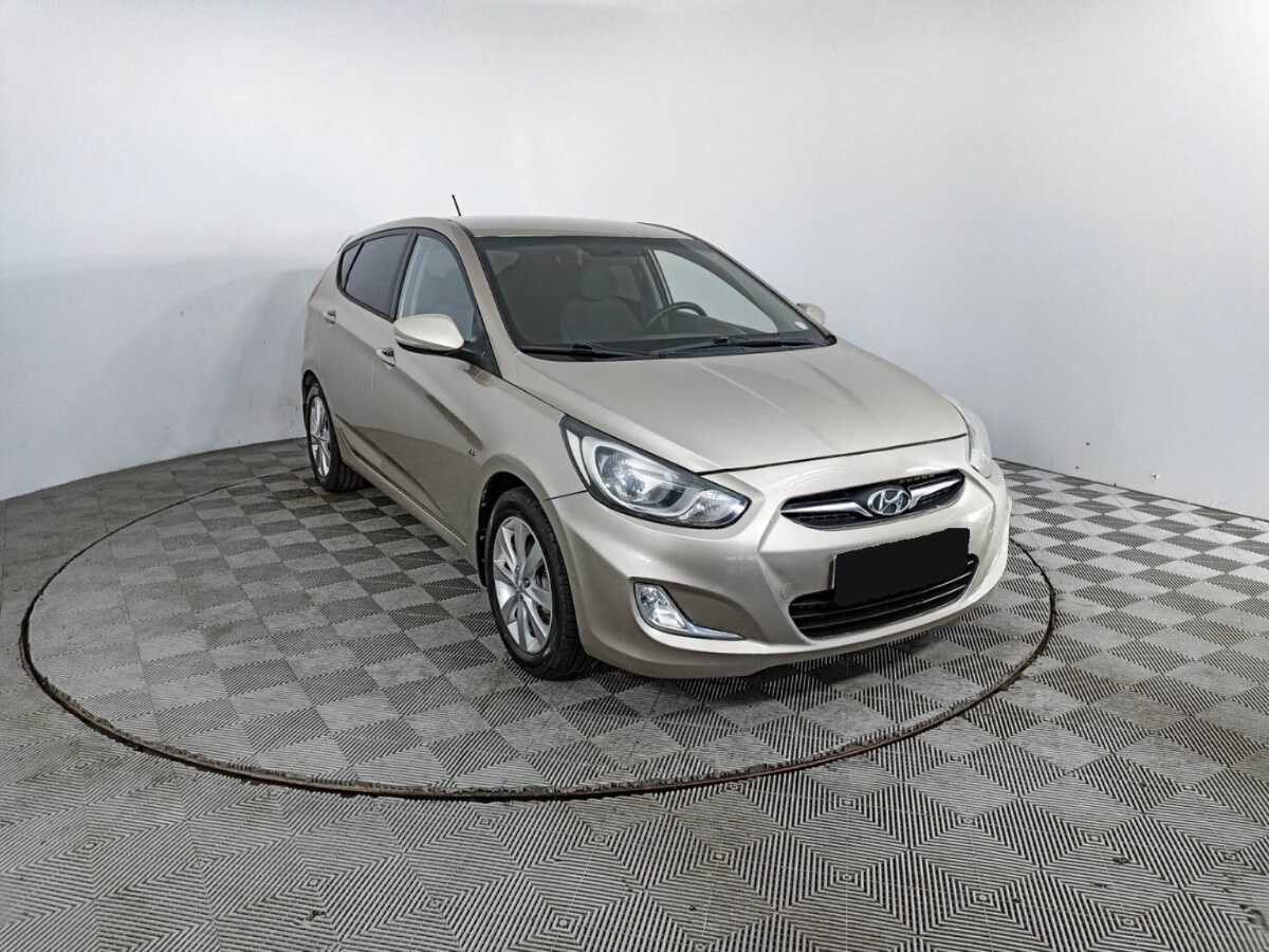 Купить Hyundai Solaris, 2012, 112 470 км, фото №3