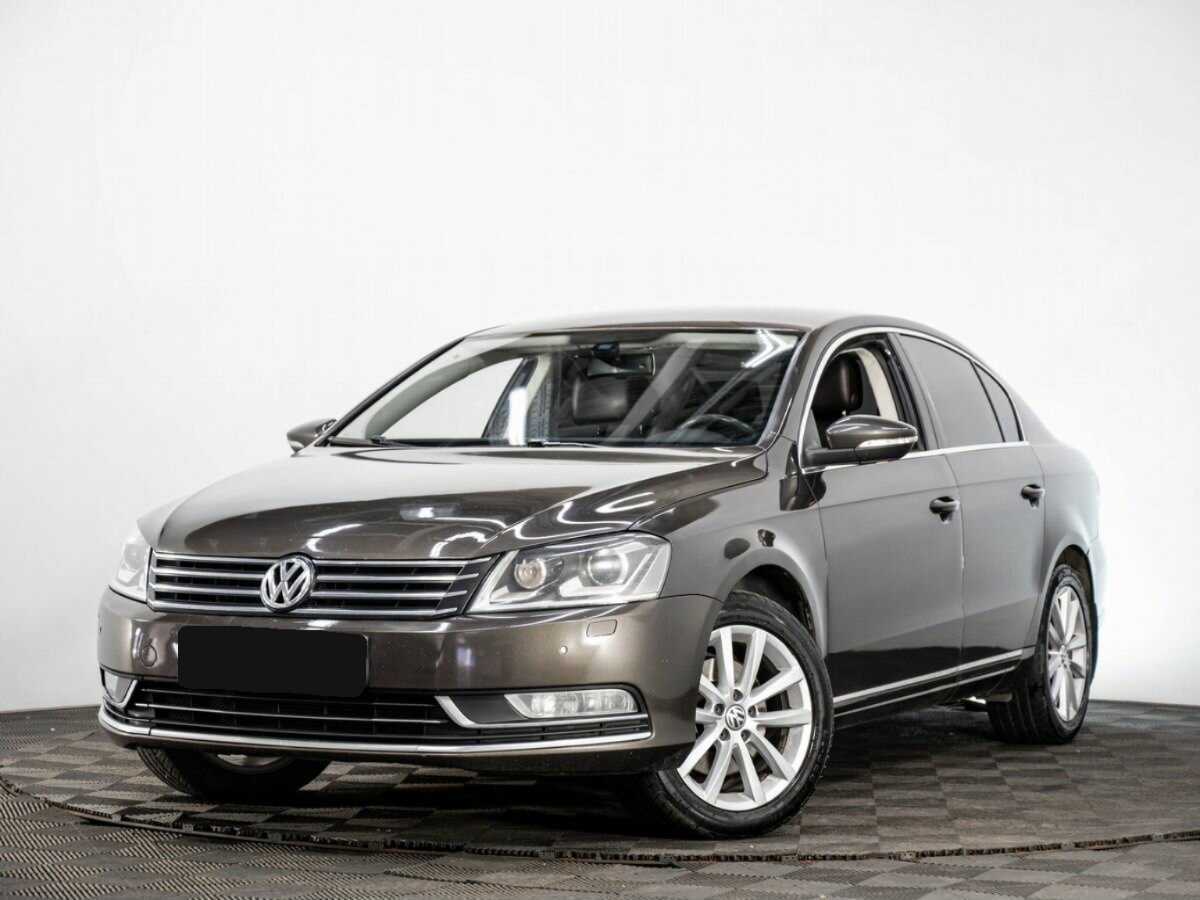 Купить Volkswagen Passat, 2012, 215 000 км, фото №1