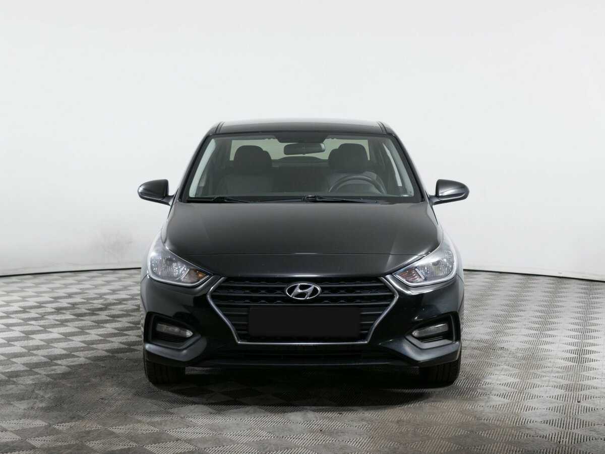 Купить Hyundai Solaris, 2018, 215 808 км, фото №2