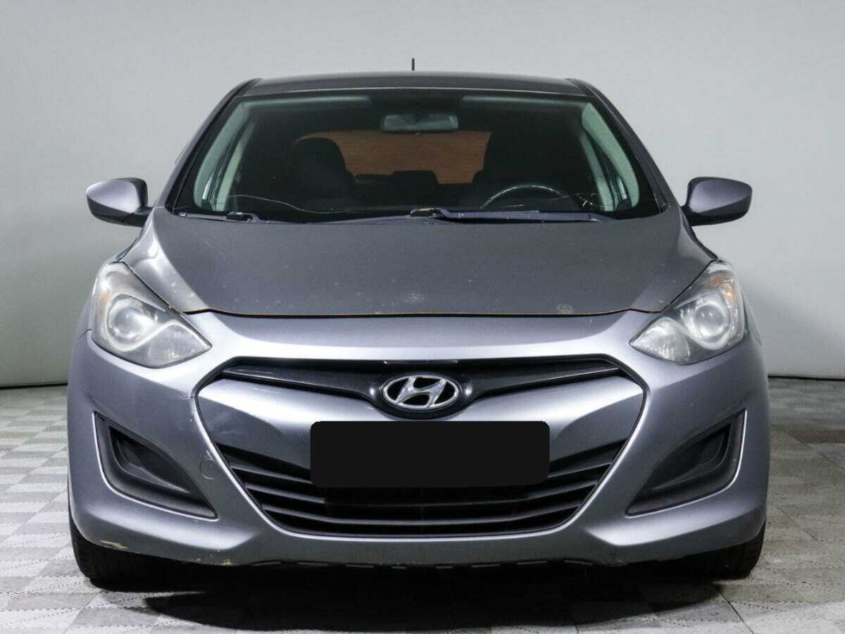 Купить Hyundai i30, 2012, 186 878 км, фото №2