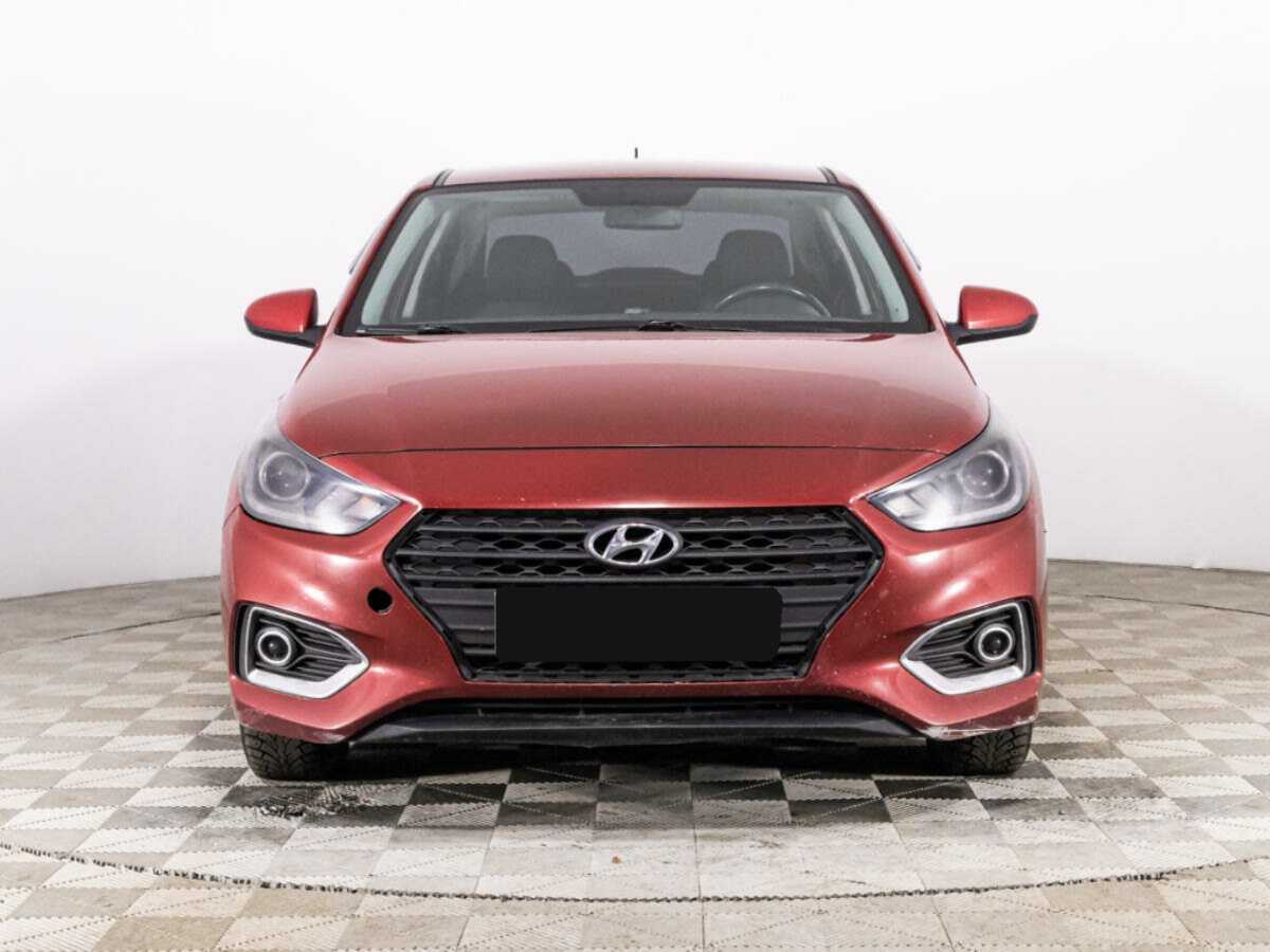 Купить Hyundai Solaris, 2018, 165 780 км, фото №2