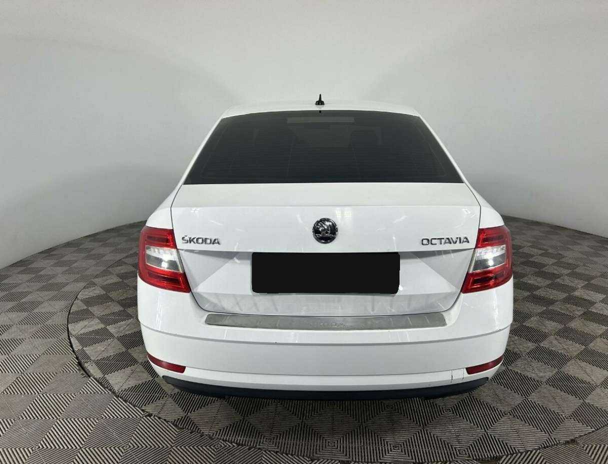 Купить Skoda Octavia, 2018, 431 666 км, фото №3
