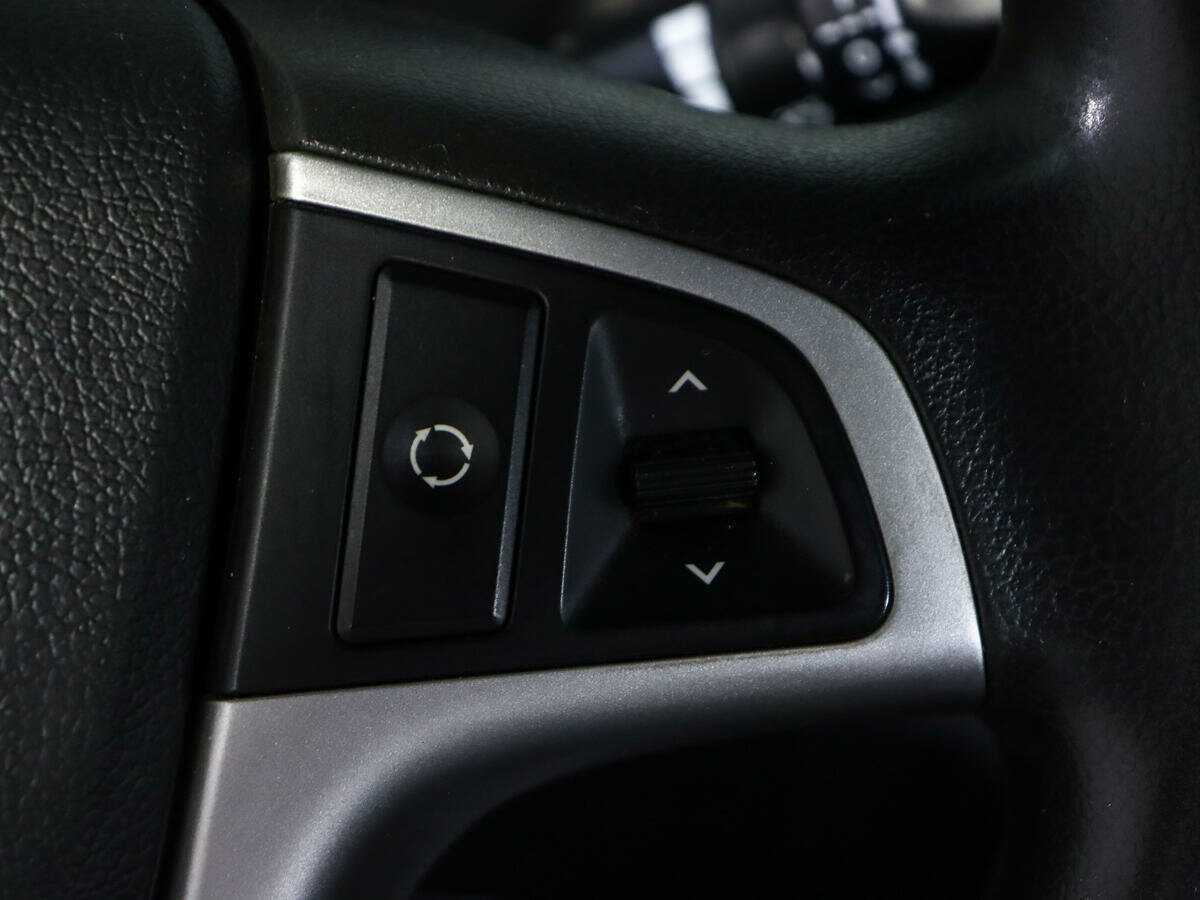 Купить Hyundai Solaris, 2014, 98 000 км, фото №16