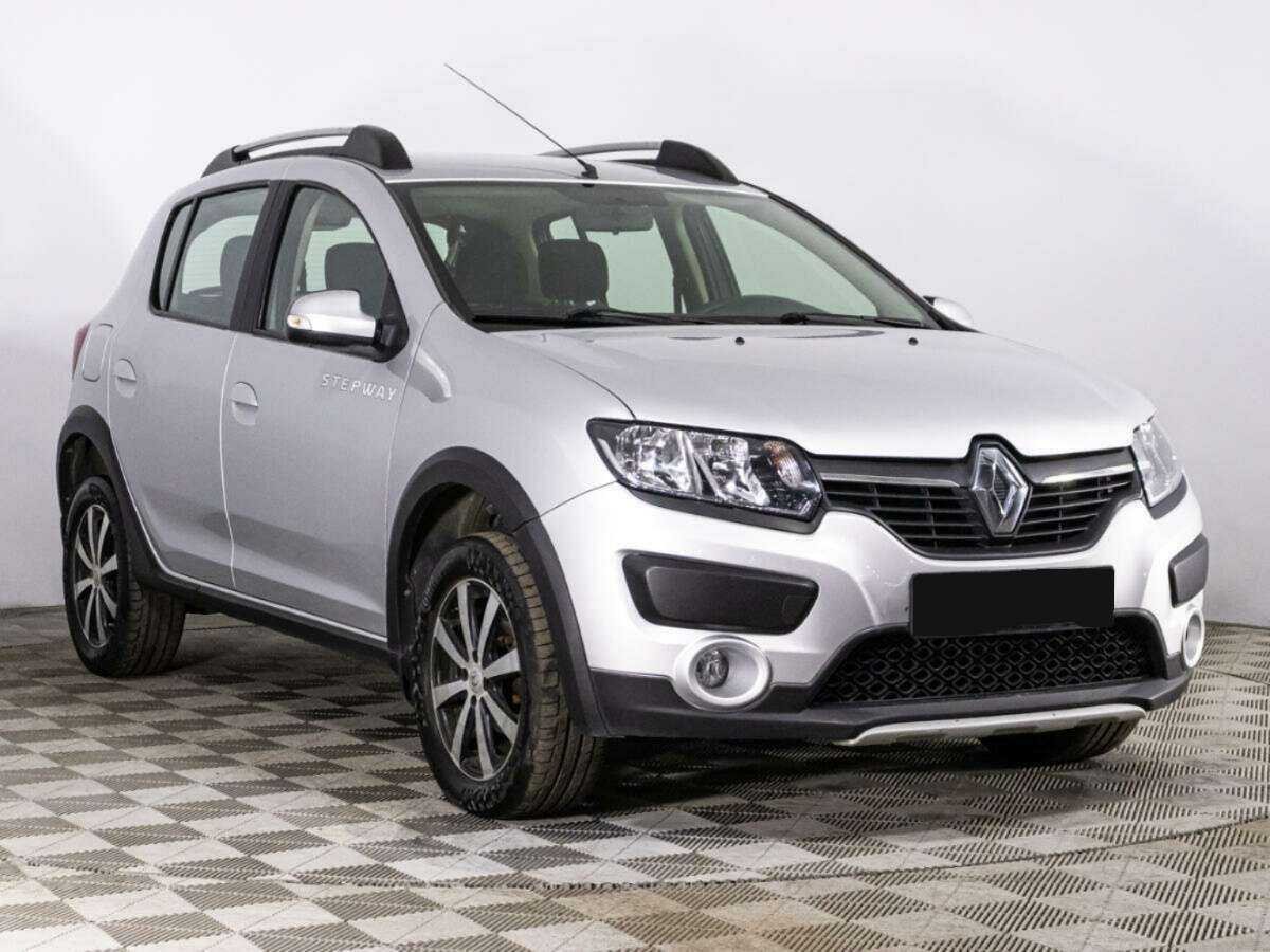 Купить Renault Sandero Stepway, 2015, 81 937 км, фото №3