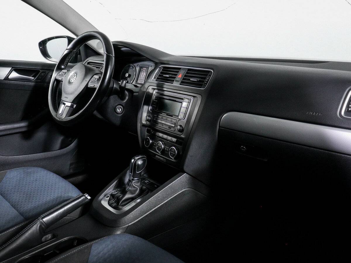 Купить Volkswagen Jetta, 2013, 237 719 км, фото №9