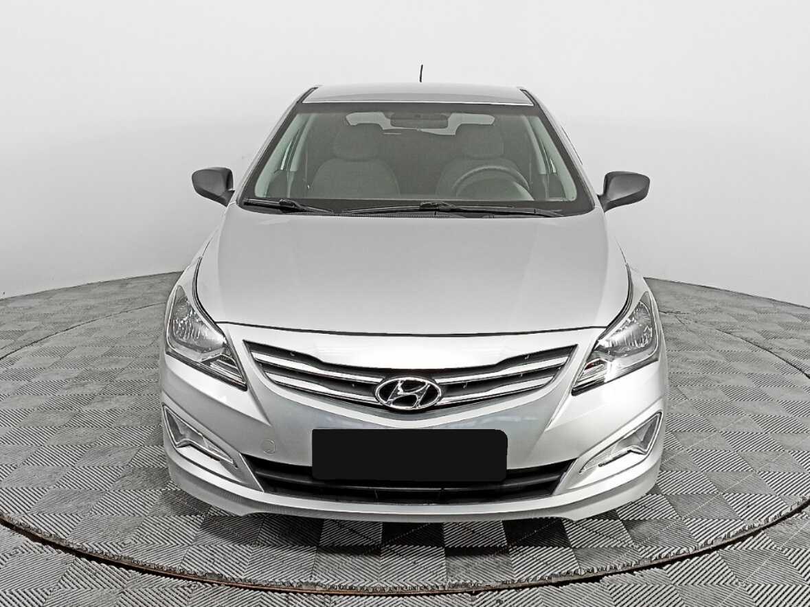 Купить Hyundai Solaris, 2015, 62 669 км, фото №2