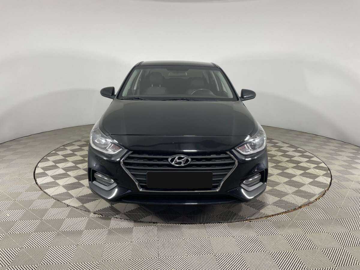 Купить Hyundai Solaris, 2018, 69 000 км, фото №2