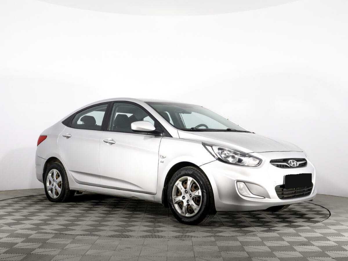 Купить Hyundai Solaris, 2013, 232 271 км, фото №3