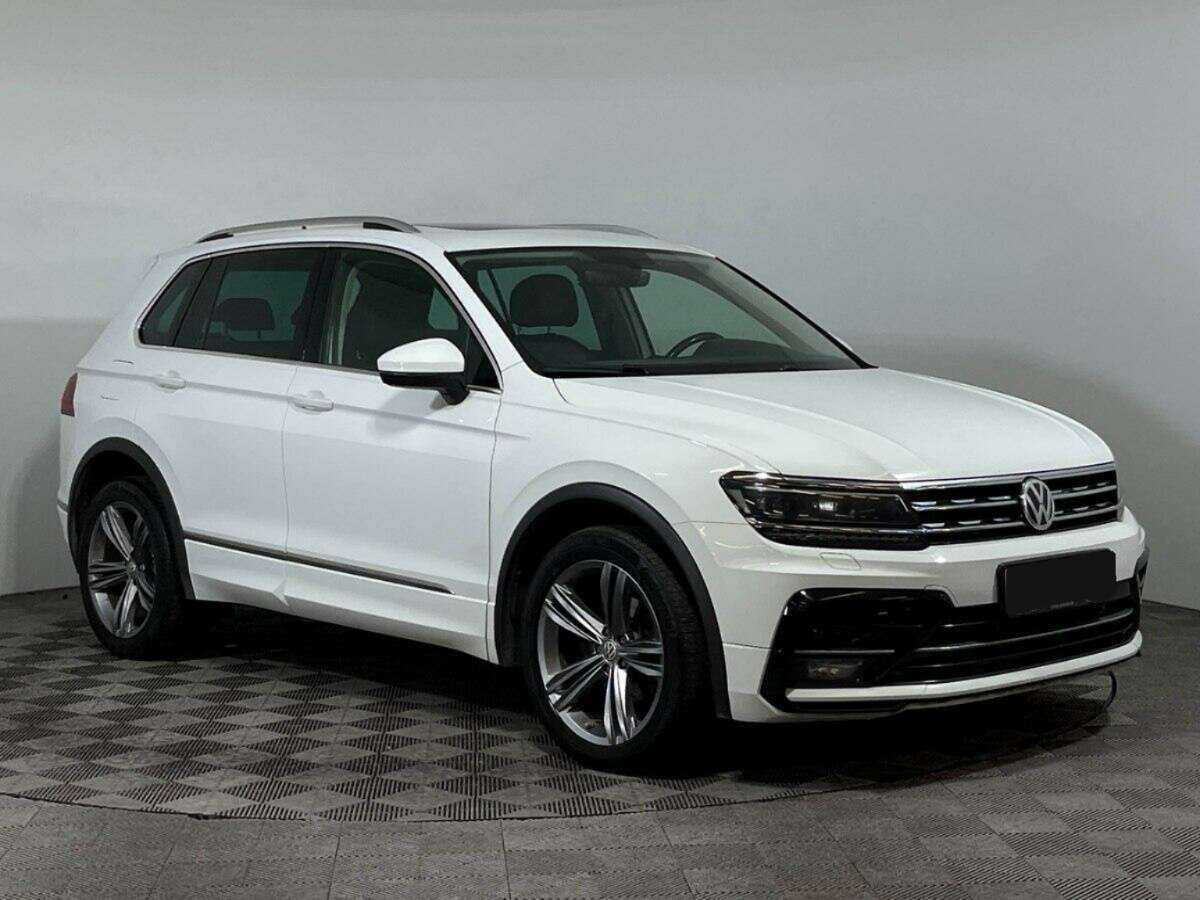 Купить Volkswagen Tiguan, 2018, 132 857 км, фото №3