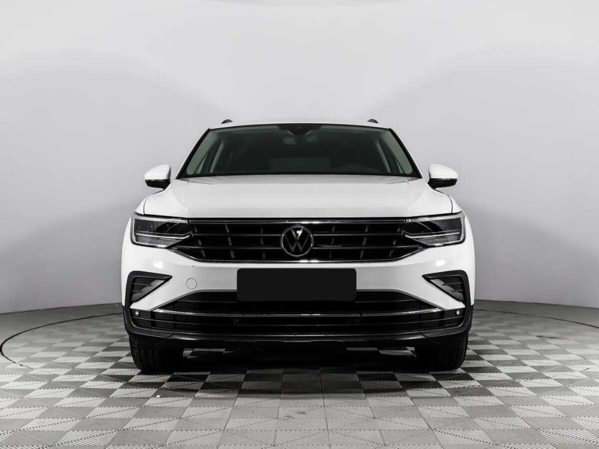Купить Volkswagen Tiguan, 2021, 44 000 км, фото №2