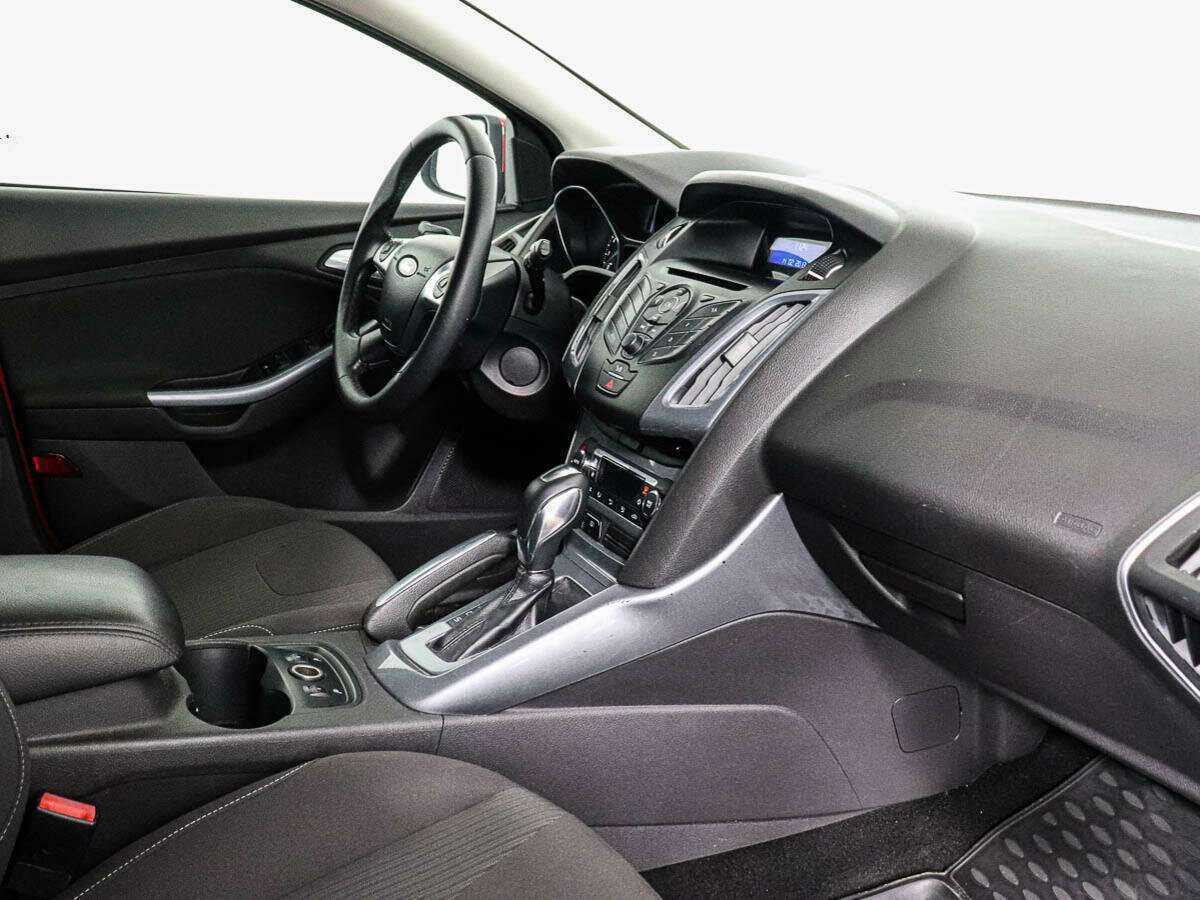 Купить Ford Focus, 2012, 155 243 км, фото №6