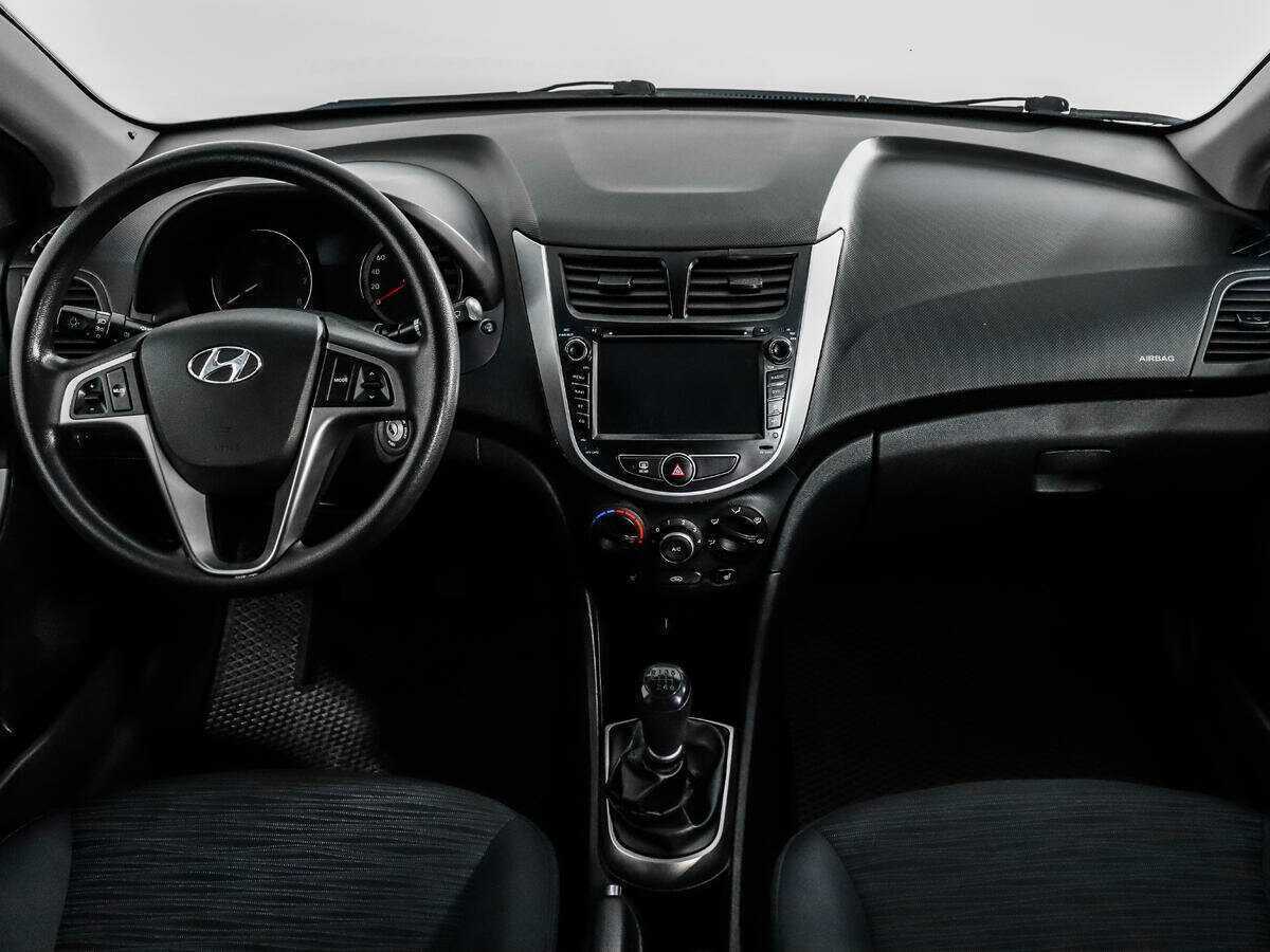Купить Hyundai Solaris, 2014, 149 453 км, фото №12