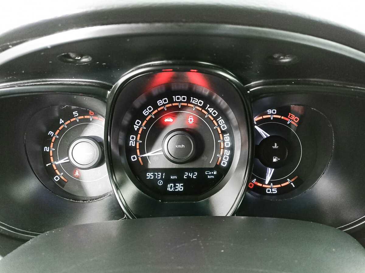 Купить Lada (ВАЗ) Vesta, 2017, 95 731 км, фото №11