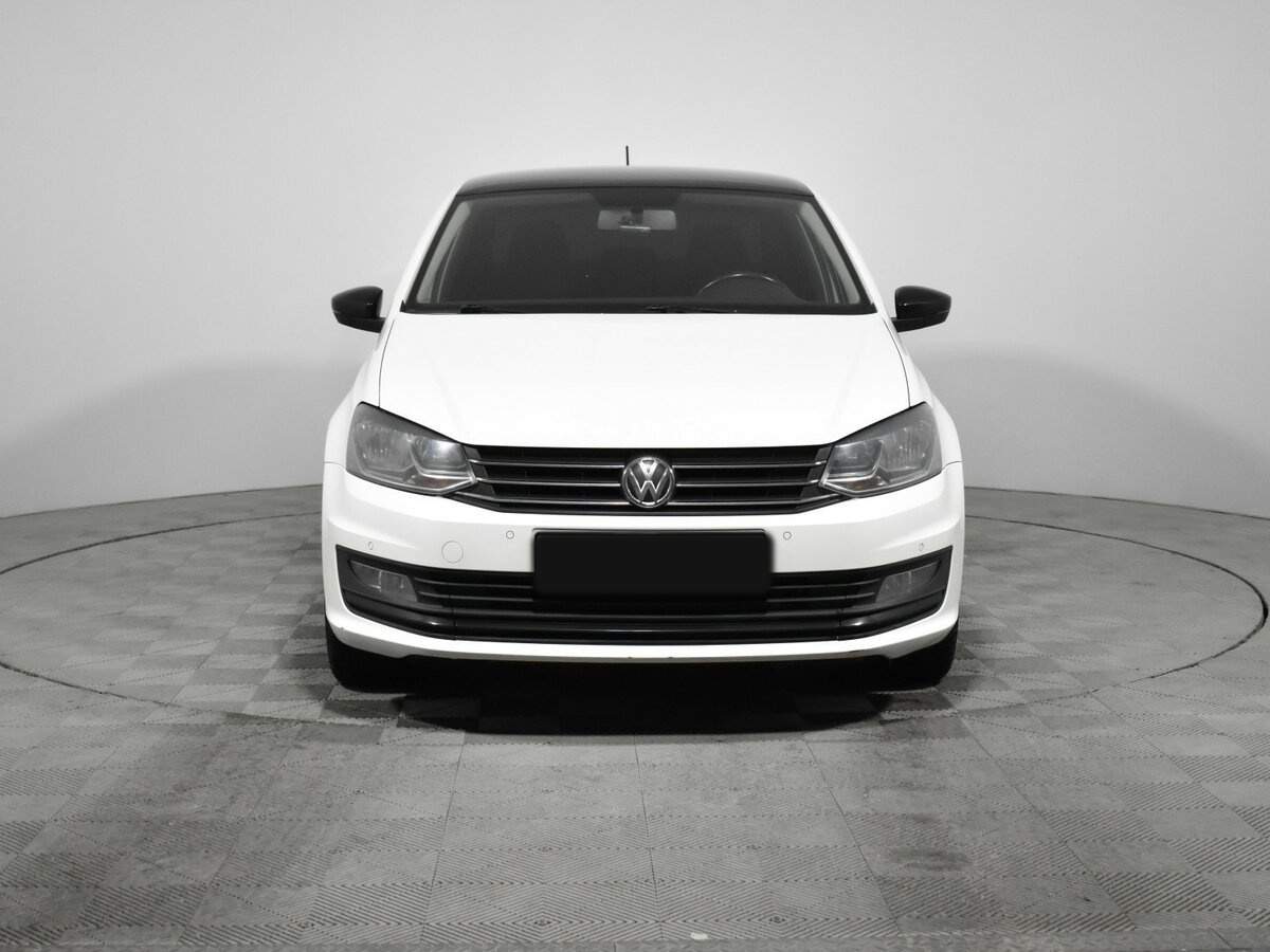 Купить Volkswagen Polo, 2019, 130 000 км, фото №2